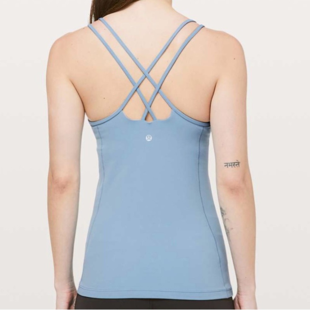 Lululemon free to be tank - nulu